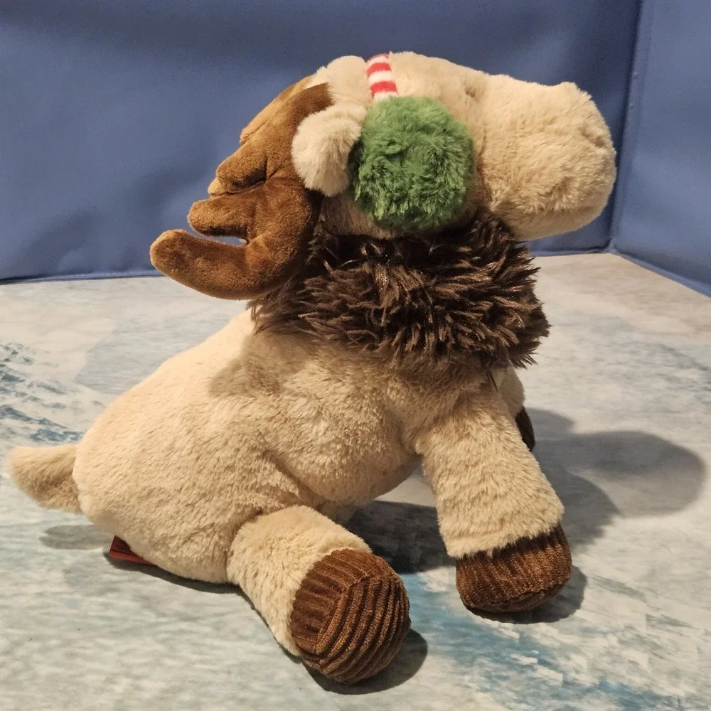 Blizzard Entertainment Yeti Plush GiggleScape Moose Plush Winter Holiday Bundle